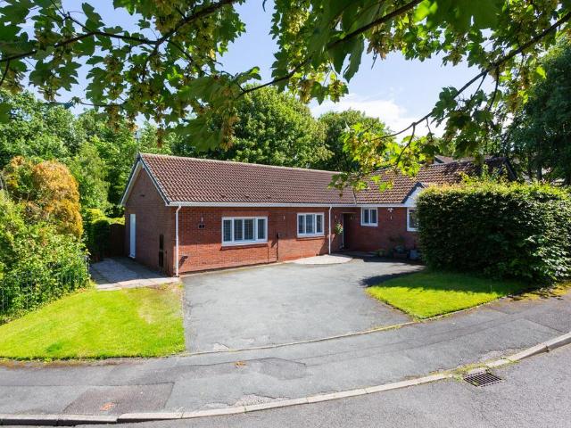 Bungalow for sale in Higher Bartle, Lancashire