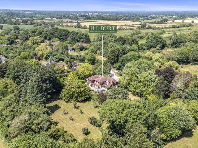 House for sale in Horsham, West Sussex