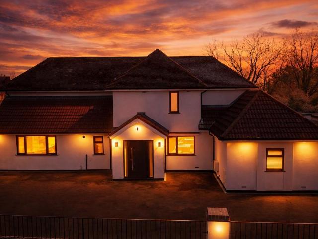 House for sale in Bromsgrove, Worcestershire
