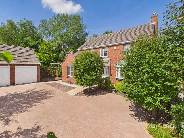 House for sale in Brizlincote, Beamhurst