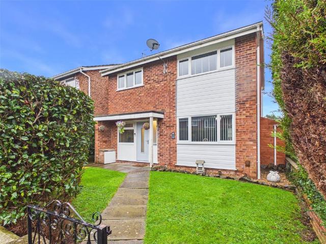 House for sale in Blackpole, Worcestershire