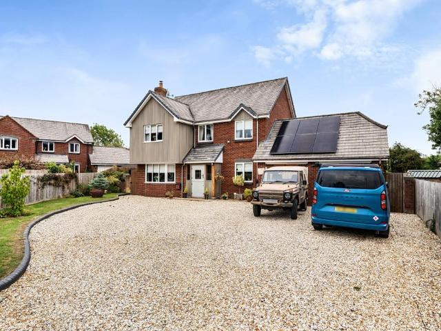 House for sale in Slough, Presteigne