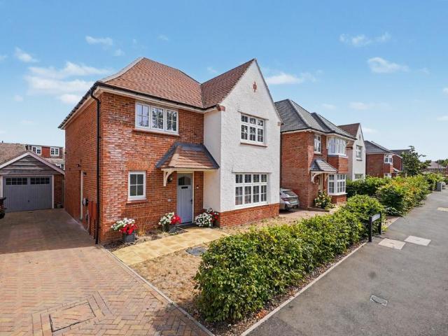 House for sale in Parkwood, Gillingham