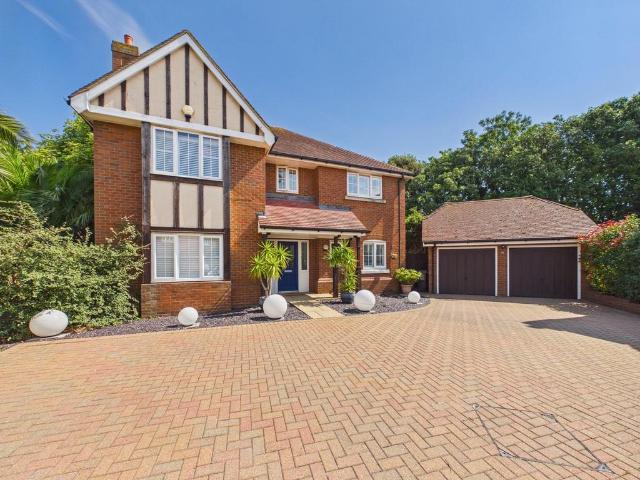 House for sale in Acol, Kent