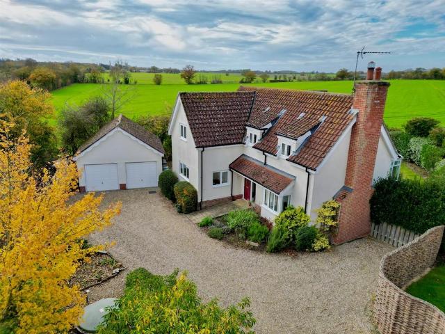 House for sale in Bedingfield, Suffolk