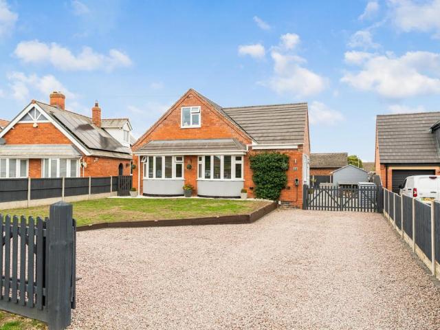 House for sale in Dunston, North Kesteven