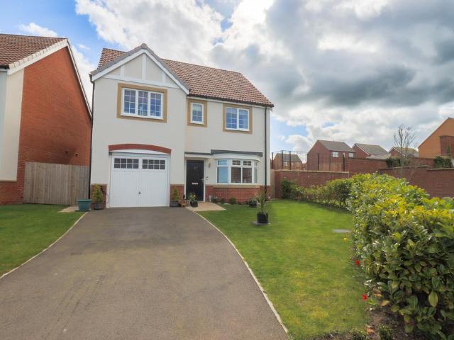 House for sale in The Pastures, Filey