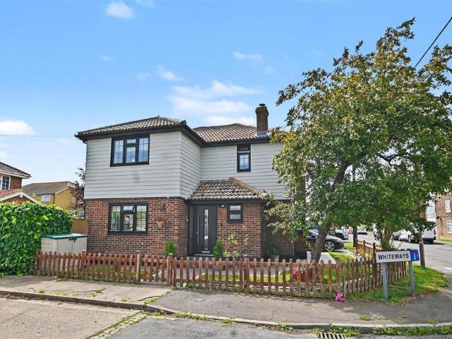 House for sale in Leigh Beck, Essex
