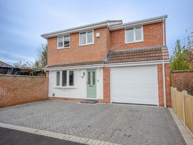 House for sale in Feckenham, City Of Bristol