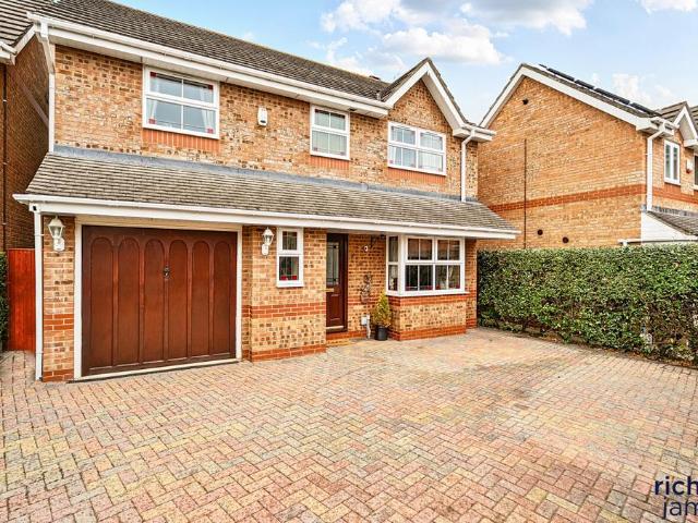 House for sale in Peatmoor, Swindon