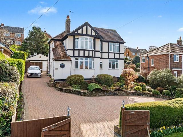House for sale in Cookridge, West Yorkshire