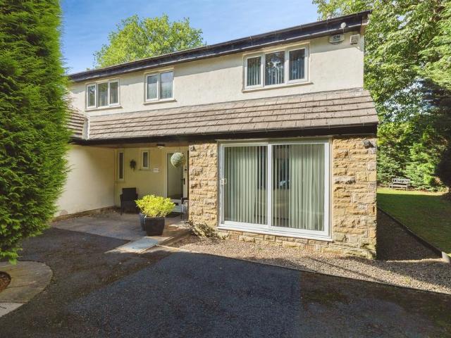 House for sale in Adel, West Yorkshire
