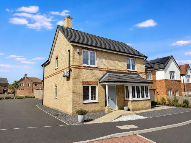 House for sale in Wingate