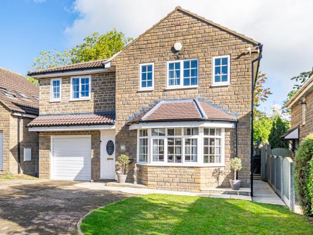 House for sale in Whinmoor, Leeds