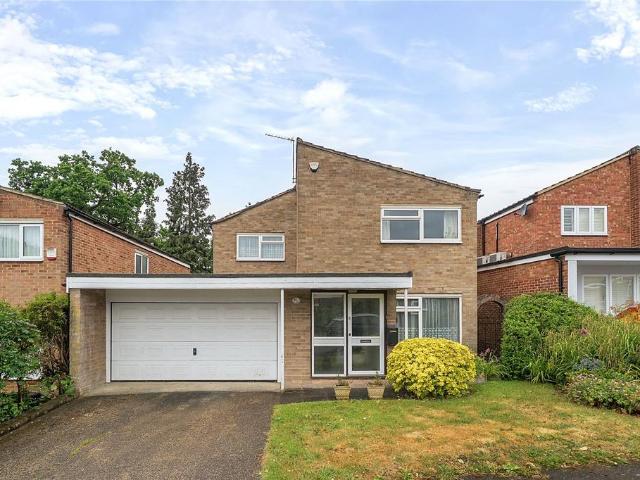 House for sale in Ickenham, Greater London