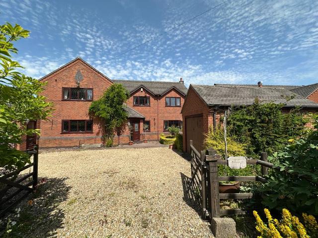 House for sale in Beamhurst, Staffordshire