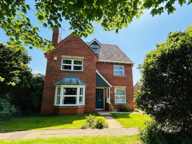 House for sale in Oughtrington, Warrington