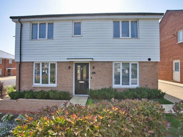 House for sale in Ash, Kent