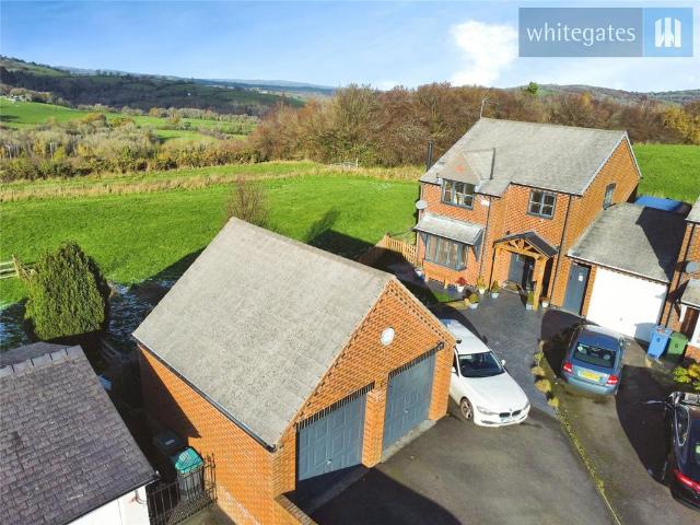 House for sale in Mount Sion, Wales