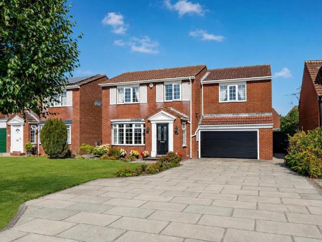 House for sale in Woodthorpe, High Field