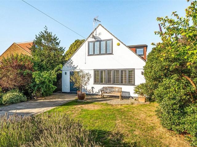 House for sale in London Borough of Bromley, Greater London