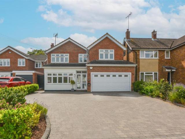 House for sale in Navestock Side, Essex