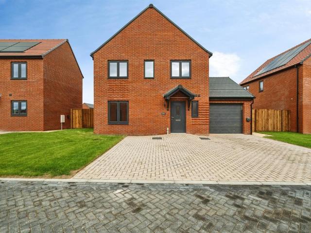 House for sale in Stokesby, Norfolk