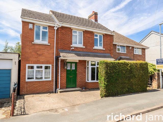 House for sale in Rodbourne, Swindon