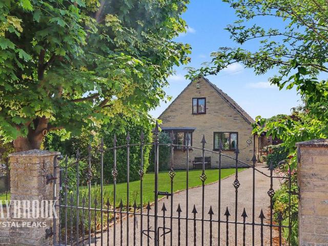 House for sale in Brackenfield, East Midlands