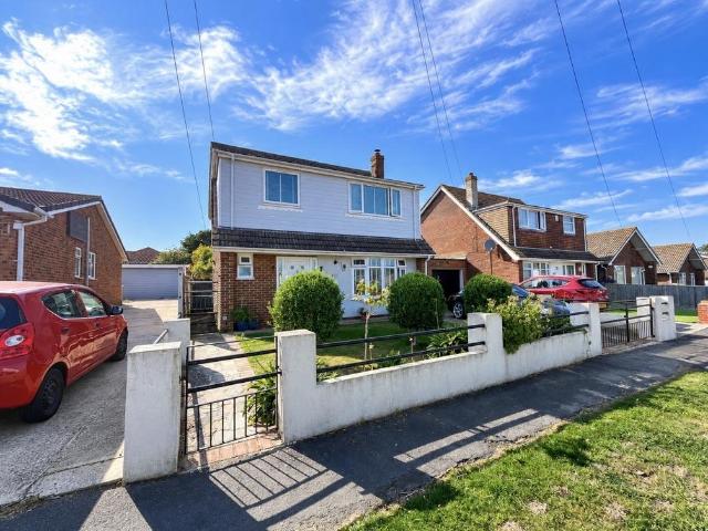 House for sale in Peacehaven, Iford