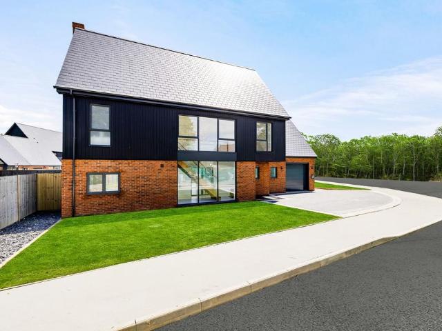 House for sale in Ash, Kent