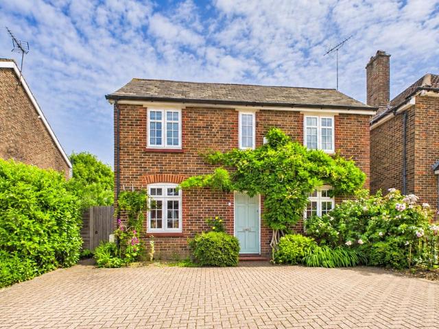 House for sale in North Horsham, Horsham