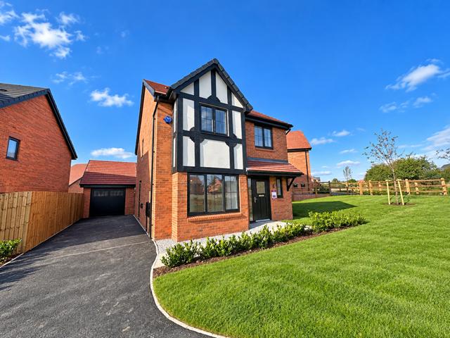 House for sale in Dobb Brow, Bolton