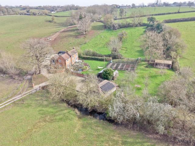 House for sale in Pamington, Gloucestershire