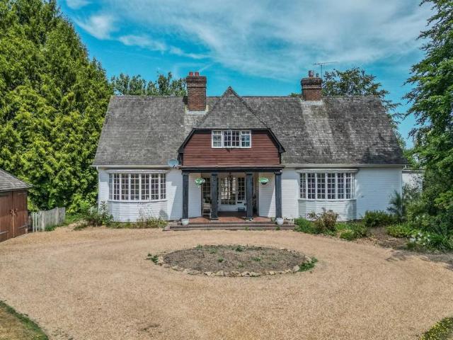House for sale in Sandown Park, Kent