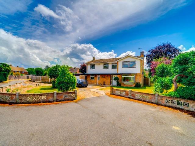 House for sale in Shorne Ridgeway, Hamerton