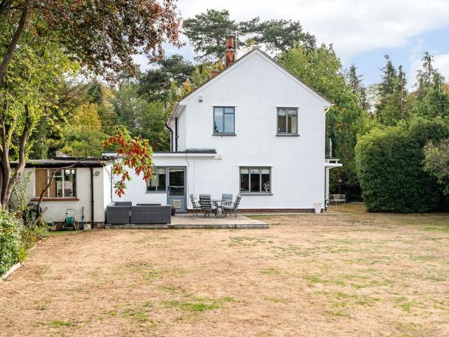 House for sale in Kings Hill, East Hertfordshire