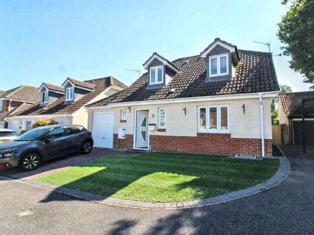 House for sale in Hamworthy, Poole