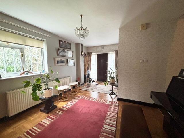 House for sale in Roe Green, Salford