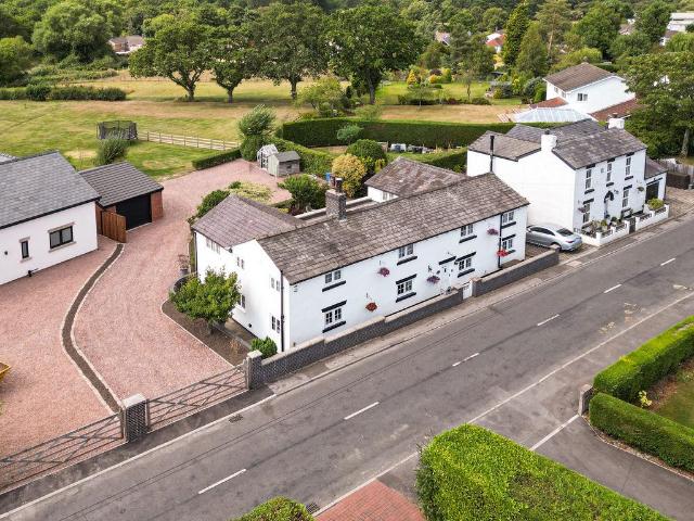 House for sale in Andertons Mill, Lancashire