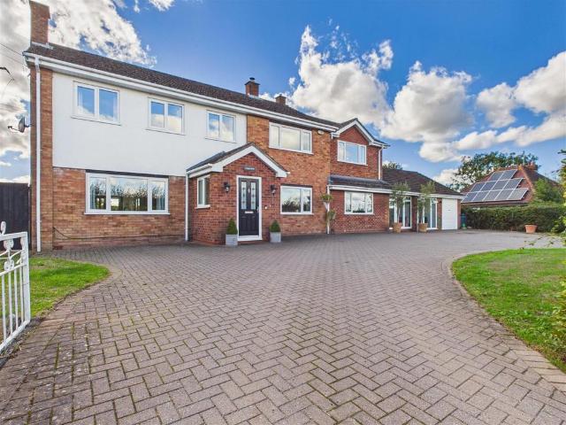 House for sale in Porters Mill, Wychavon