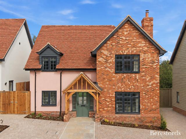 House for sale in Brook Street, Navestock Side