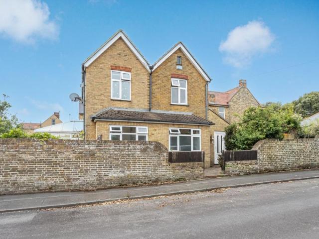 House for sale in Westgate-on-Sea, Acol
