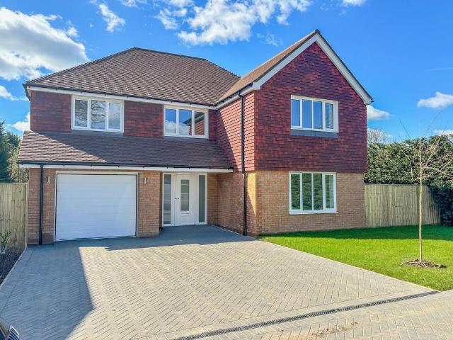 House for sale in Westfield, Heathlands