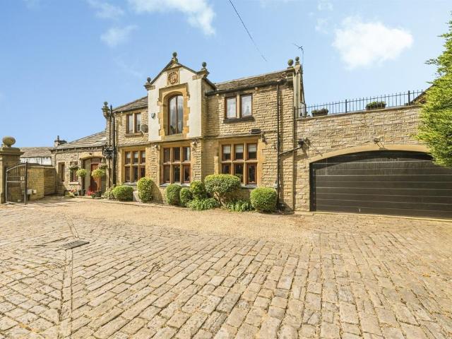 House for sale in Netherton, Berry Brow