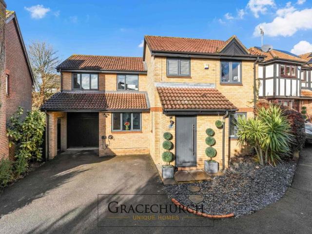 House for sale in Goffs Oak, Broxbourne