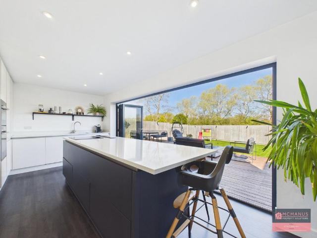 House for sale in Broadwater, Shephall