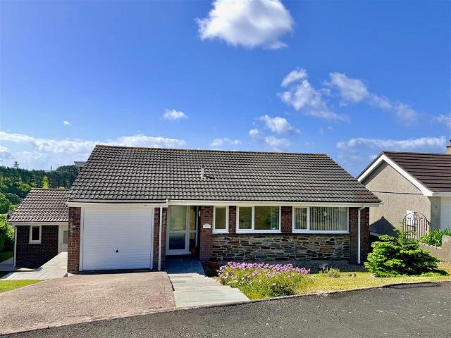 House for sale in Strode, Devon