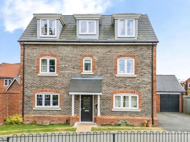 House for sale in Shinfield, Spencers Wood
