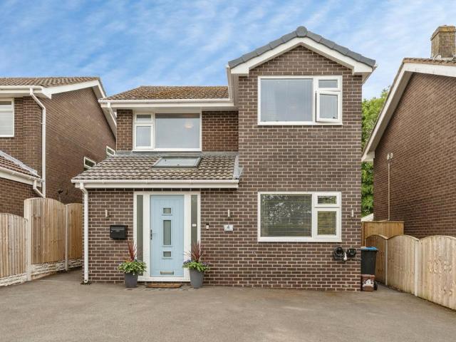 House for sale in Little Neston, West Vale